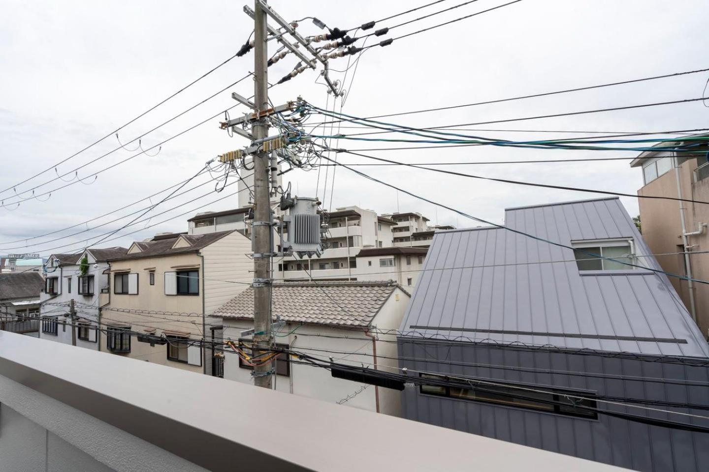 At Kyobashi Ōsaka