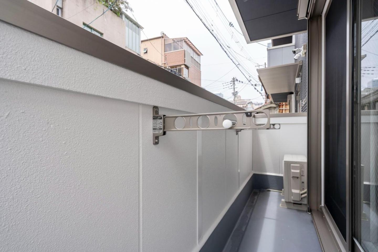 At Kyobashi * 大阪市
